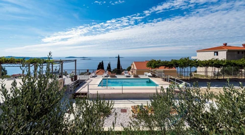 Фото Apartments Klis