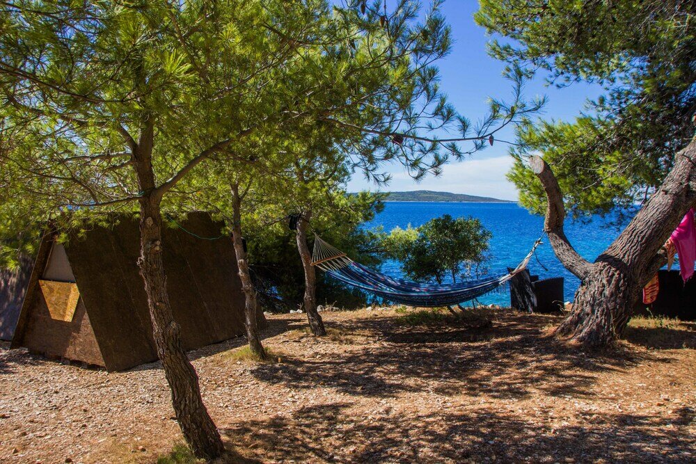 Фото Cast Away - Eco Village