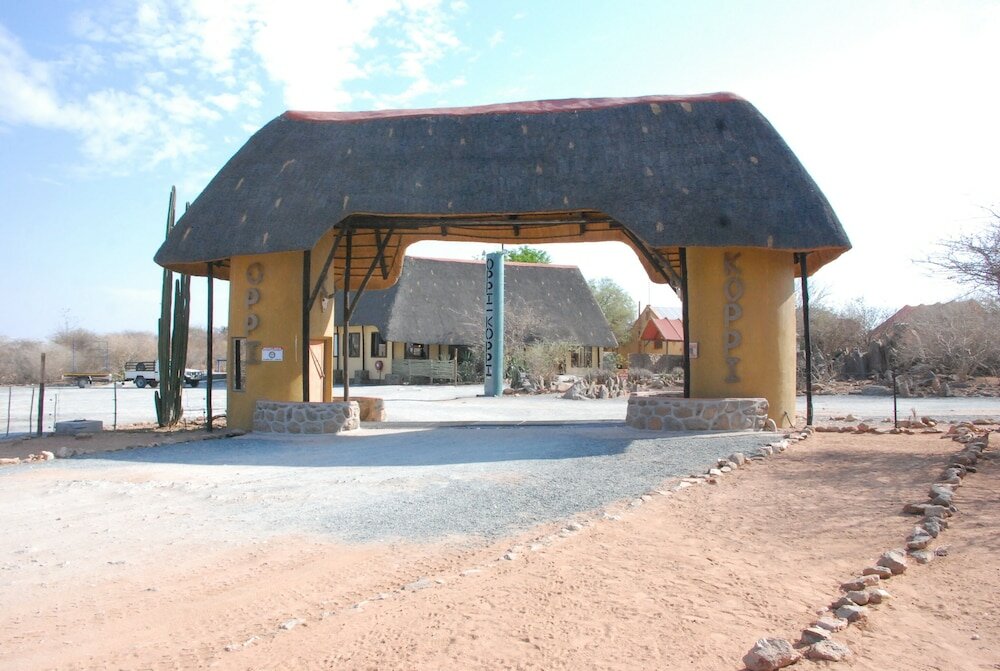 Фото отеля 2