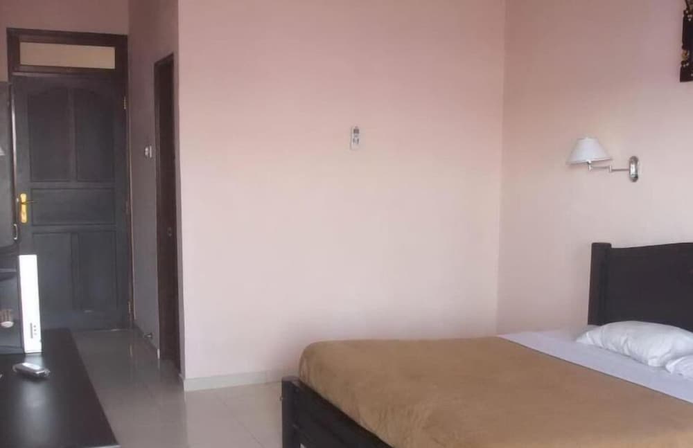 Фото Pesona Beach Inn