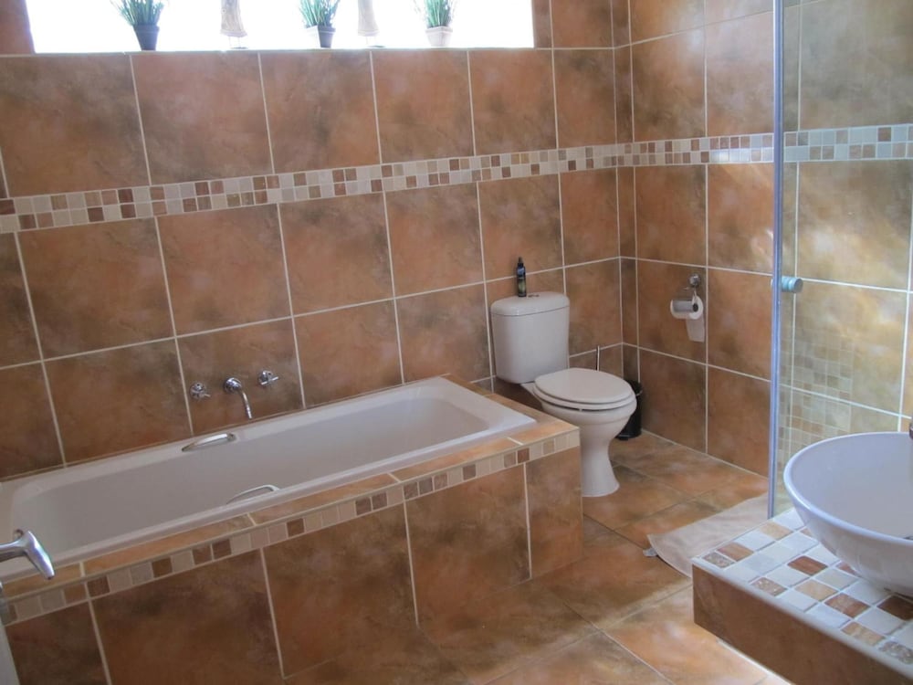 Фото Five A Morris