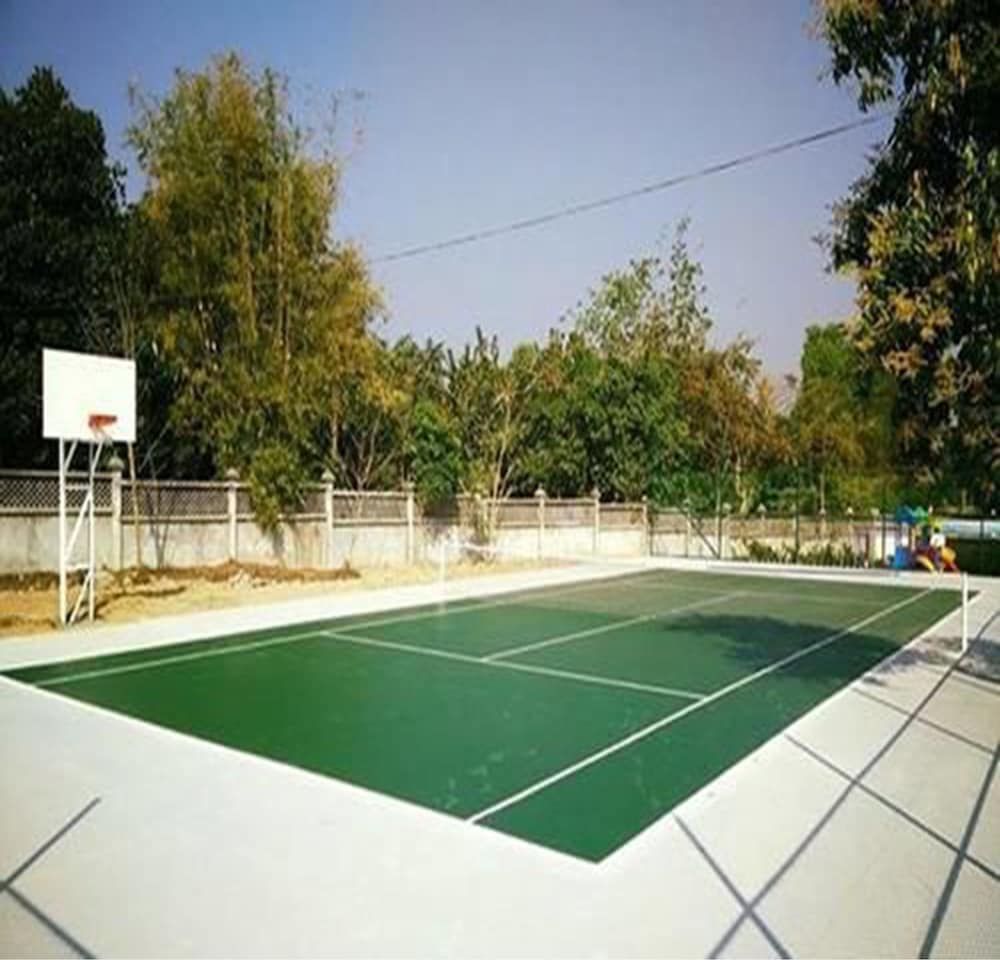 Фото Wh Hotel Thanlyin