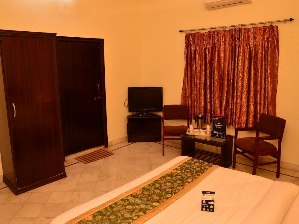 Фото Oyo 2689 Hotel Karan Villas