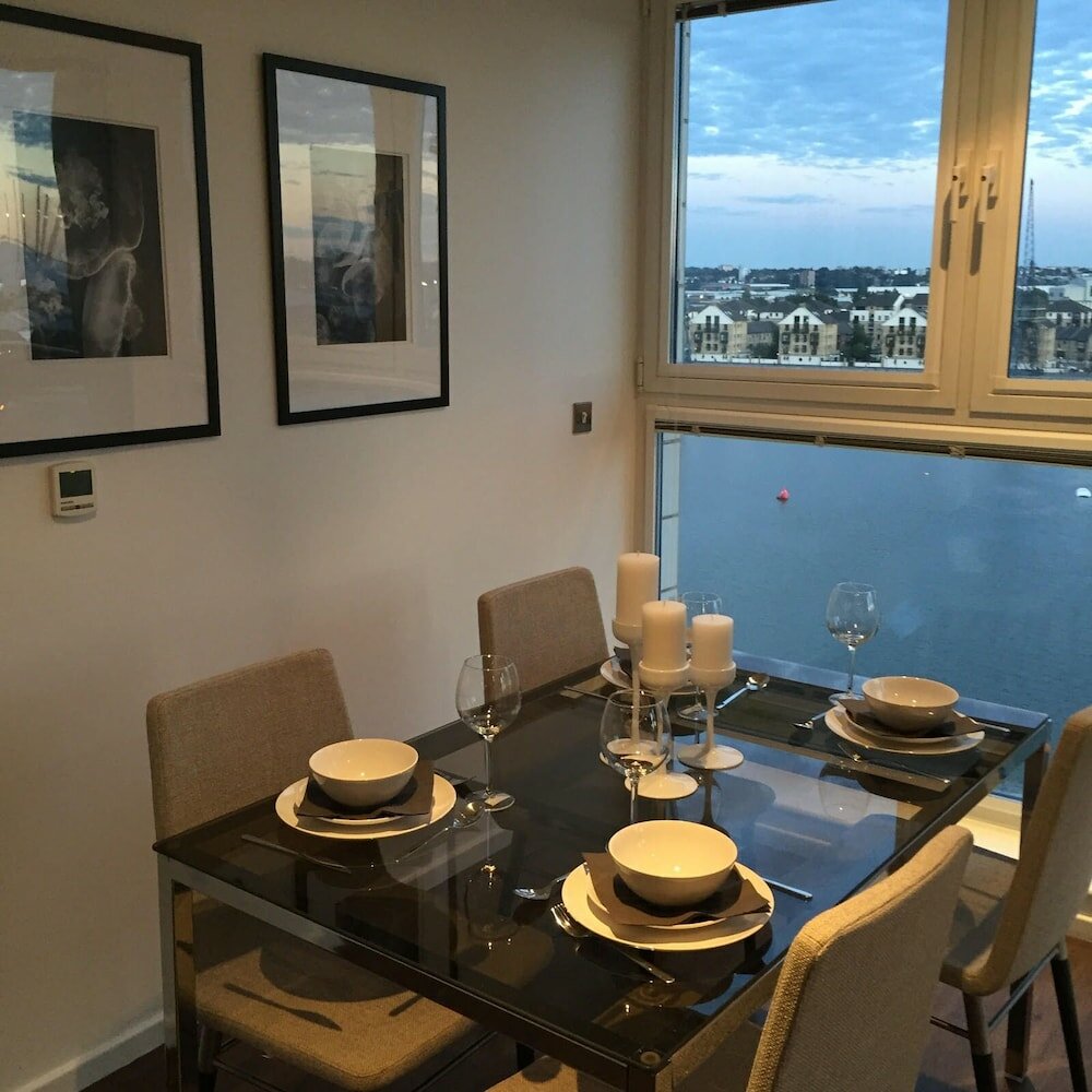 Фото Belvedere Royal Victoria Docks