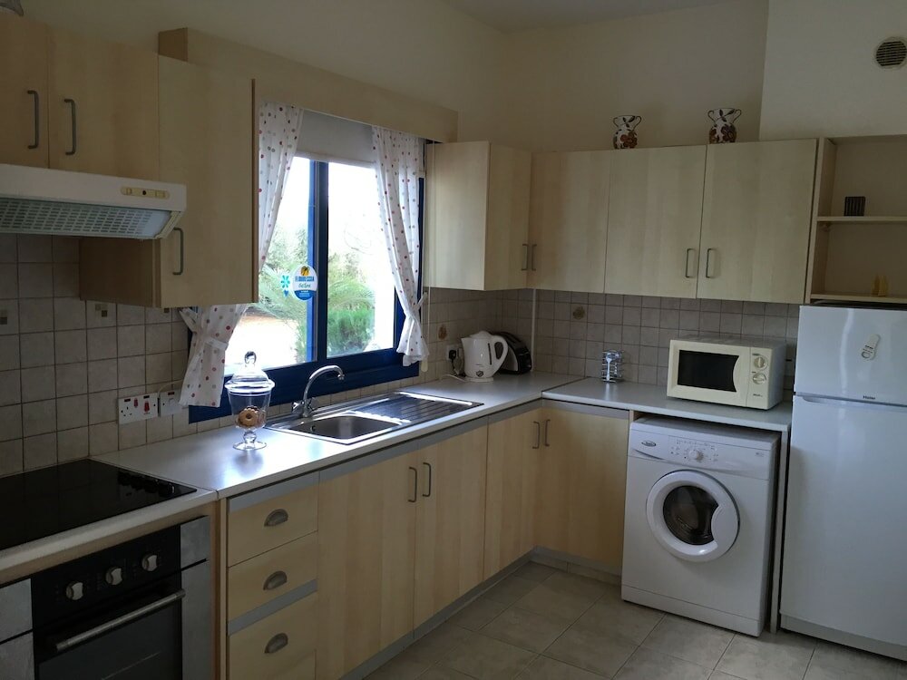 Фото Flouressia Gardens