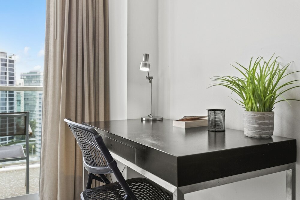 Фото Private Residences at Hotel Arya by SoFLA Vacations