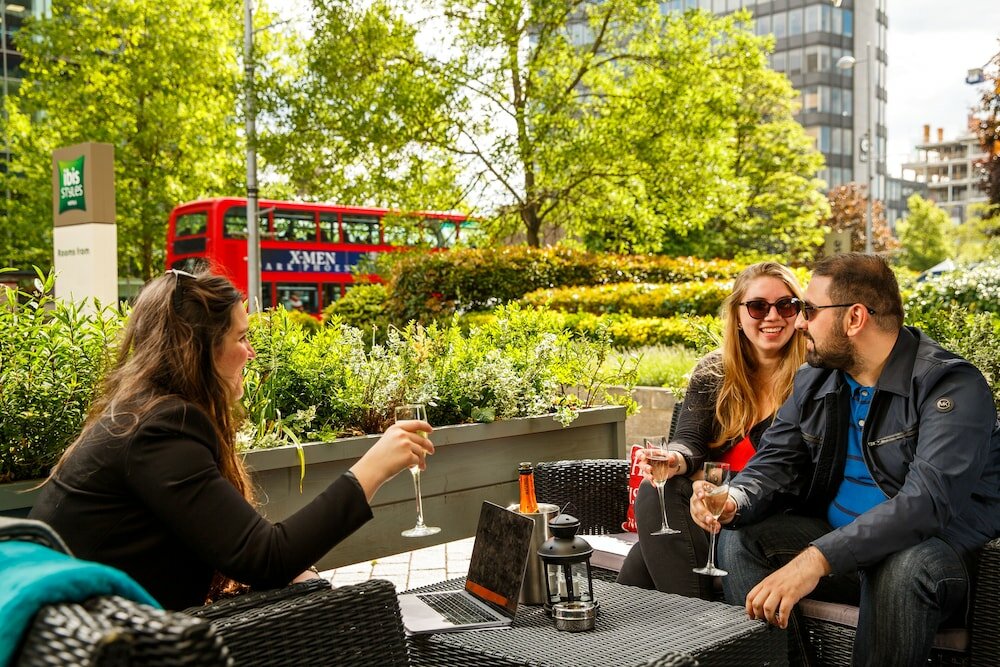 Фото Ibis Styles London Ealing