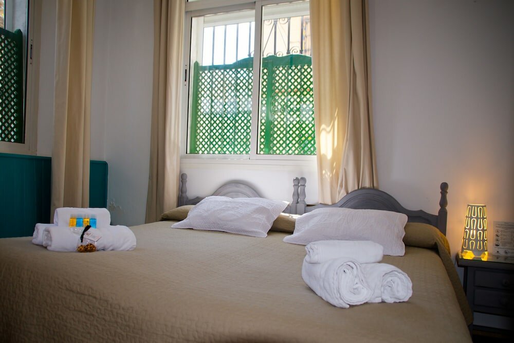 Фото Hostal La Muralla