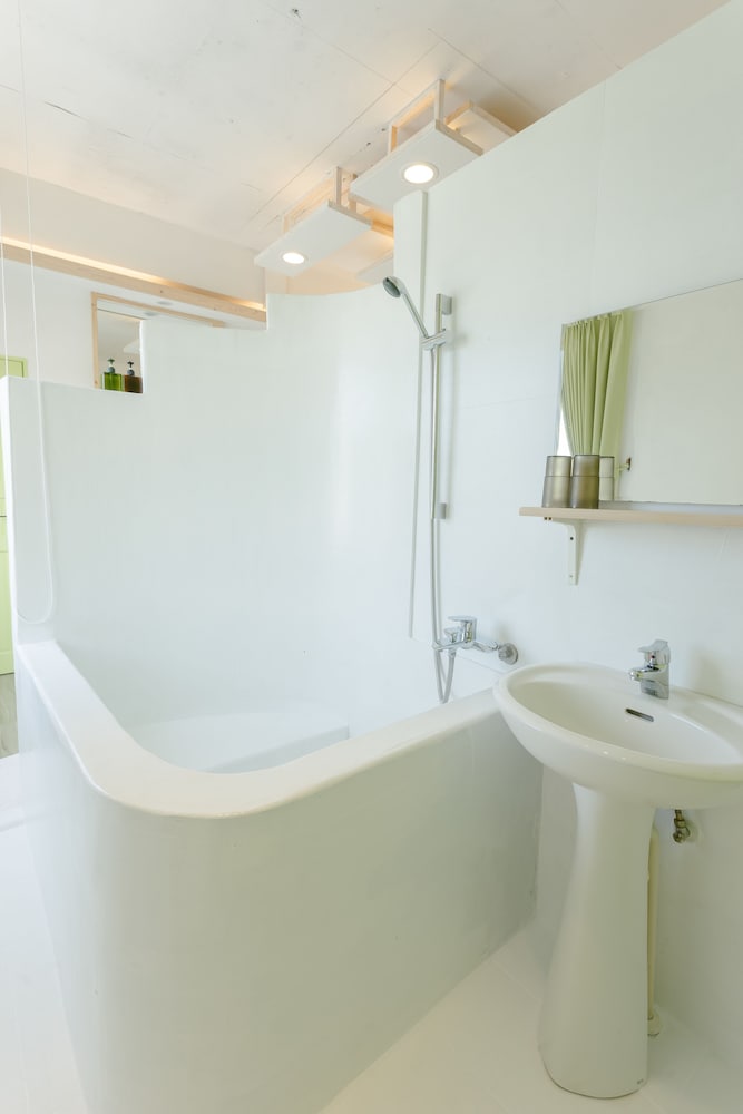 Фото WhiteLance B&b