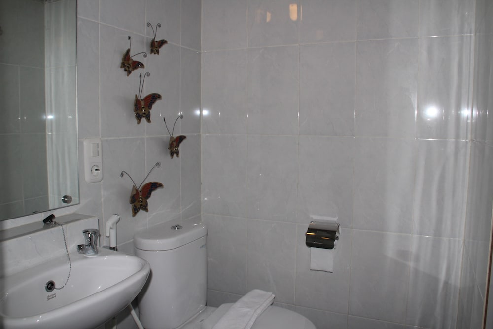 Фото Natura Rumah Singgah Guest House