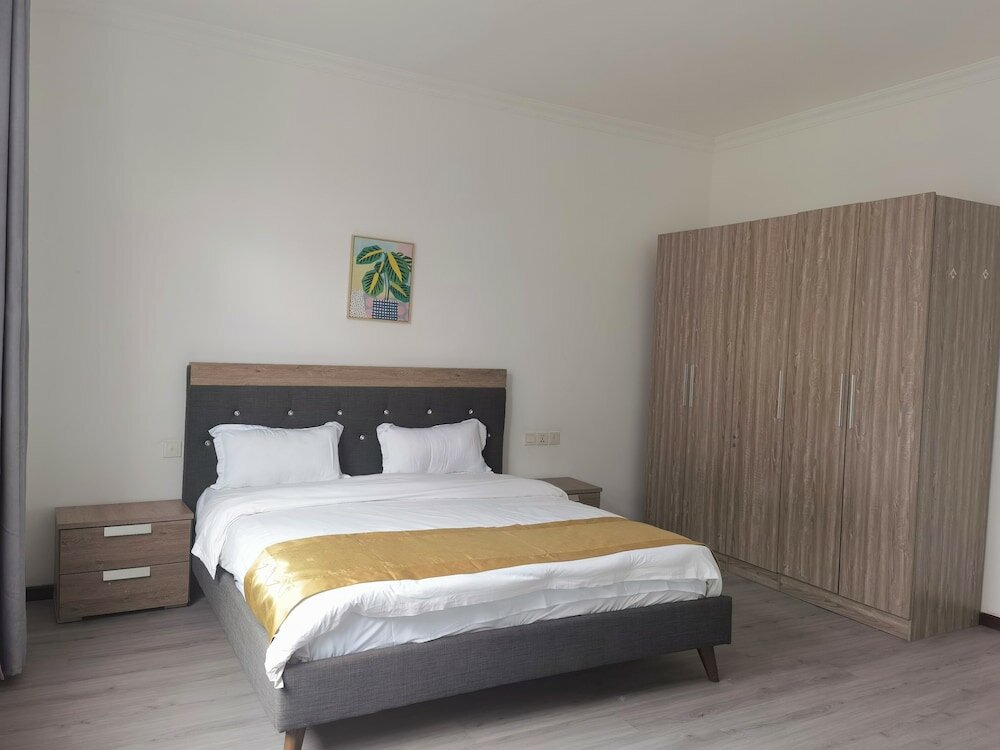 Фото Chateau Towers Hotel Apartment