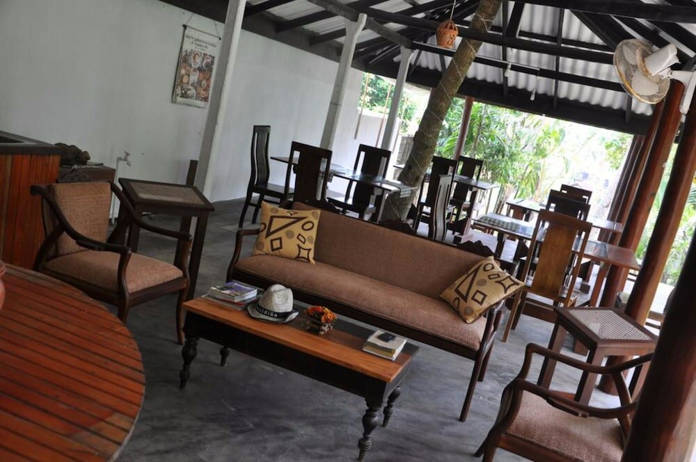 Фото Surf & Yoga Mirissa