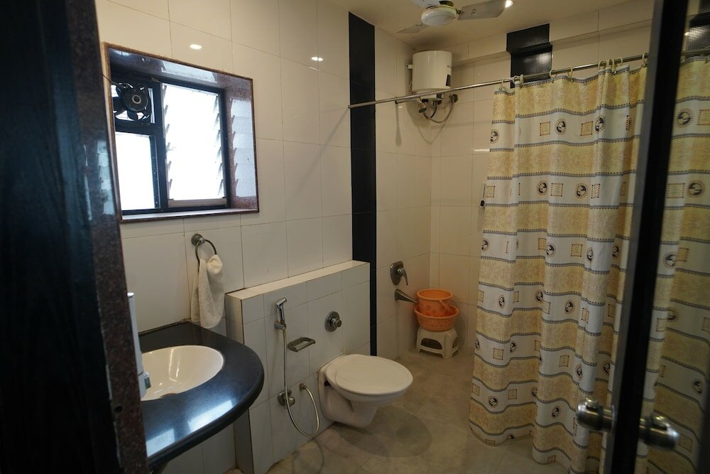 Фото Hotel Gokul