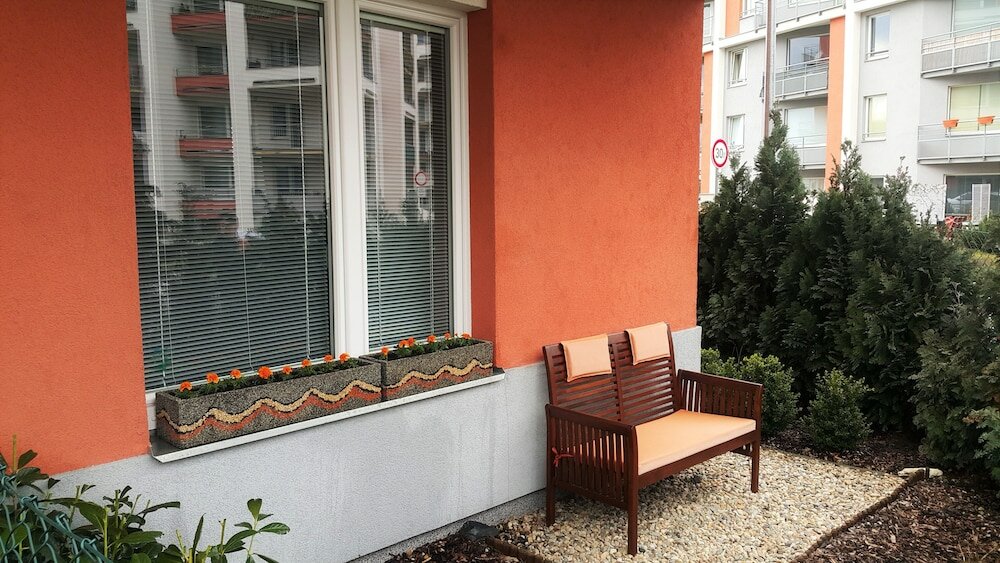 Фото Bastien Studio near Airport