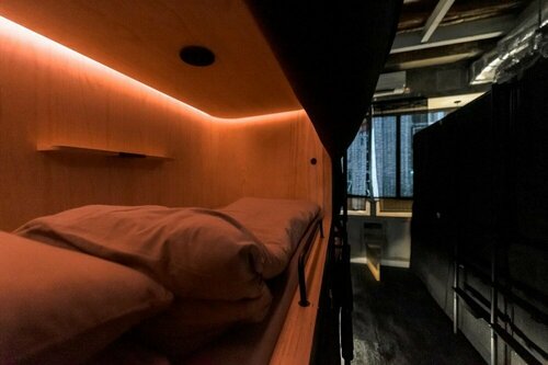 Гостиница Sleeep - Capsule Hotel в Гонконге