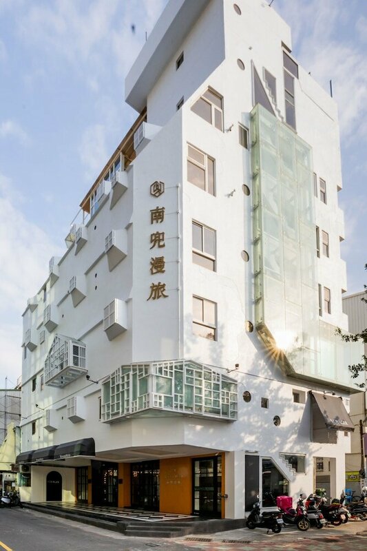 Гостиница Voyager Hotel в Тайнани