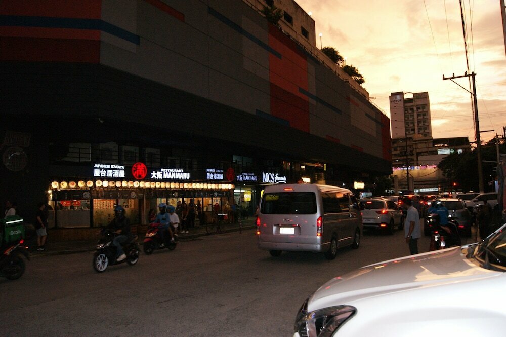 Hotel The Beacon Makati, Earth, photo