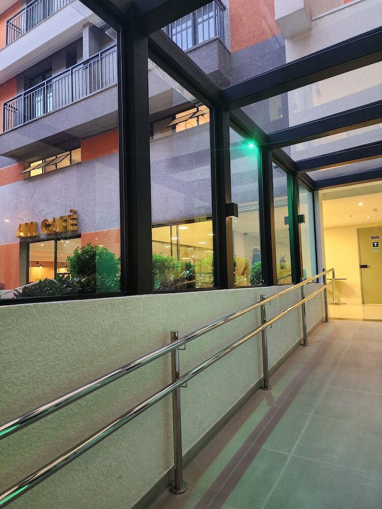 Фото Apartamento Centro de Curitiba