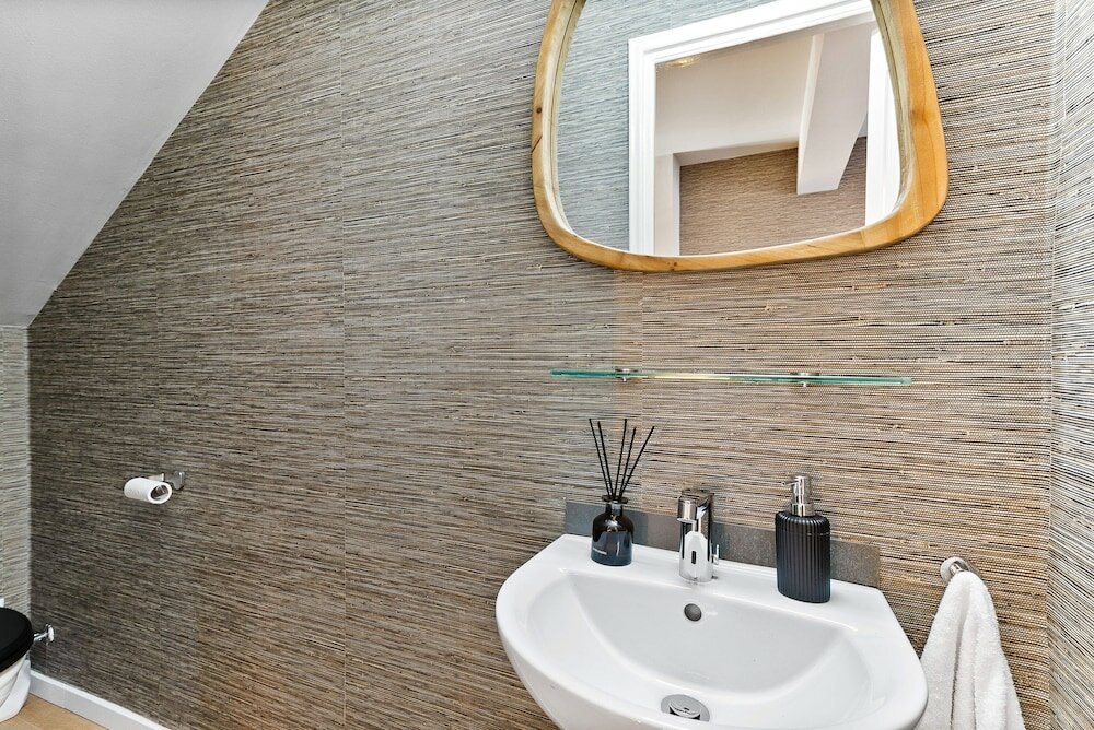 Фото Phaedrus Living: Modern Heights Luxury Flat