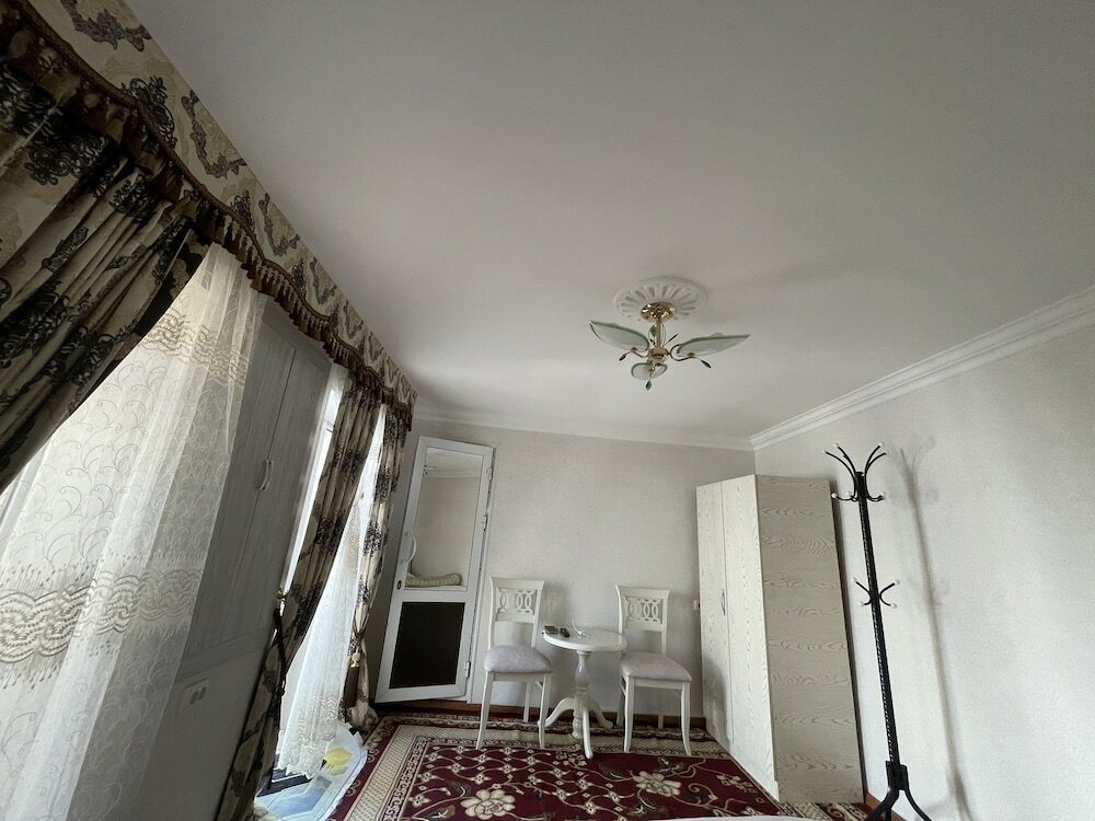 Фото Отель Isfandiyor
