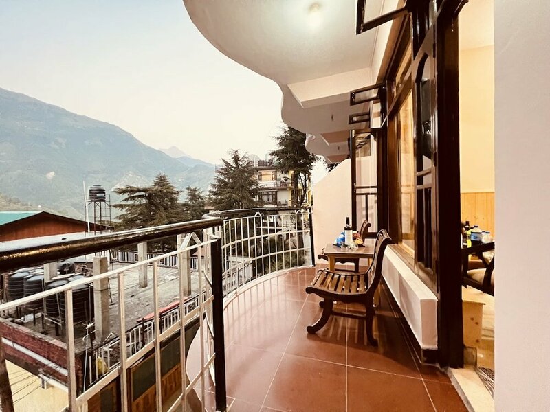 Гостиница Hotel cloud Hills в Дхарамсале