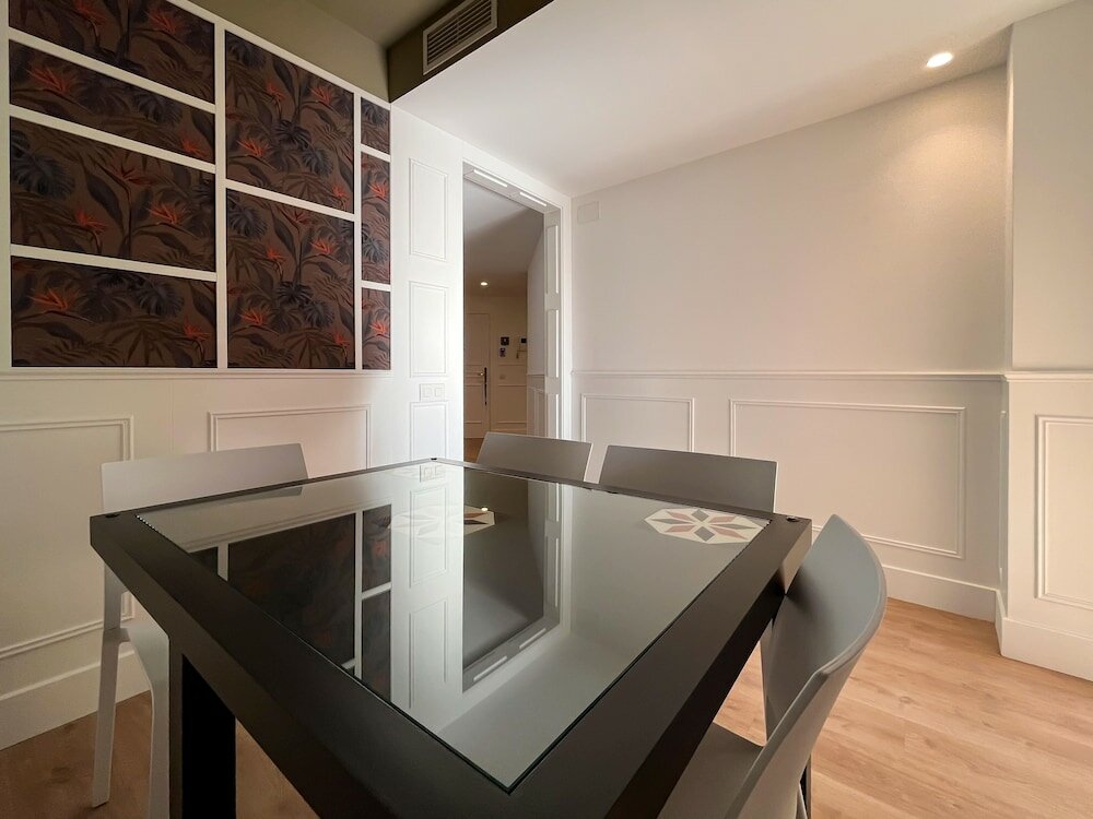 Фото Passeig de Gracia by Enjoybcn