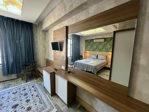 Гостиница Feridiye 71 Suites в Бейоглу