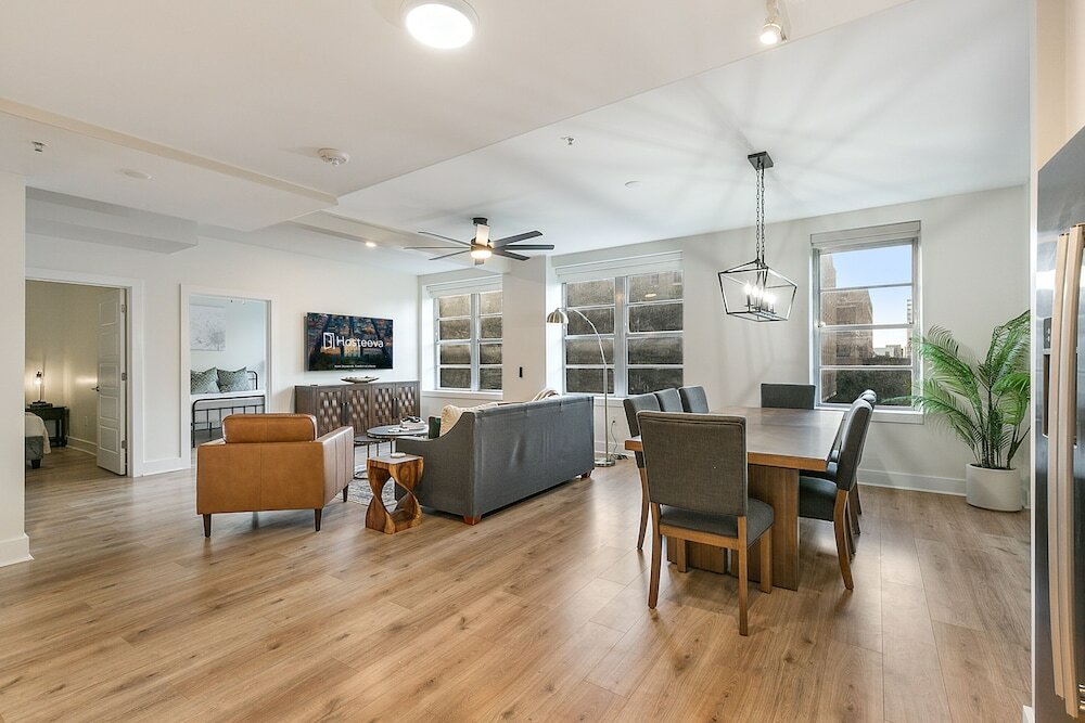Фото Heart of Nola Modernized 4br Condo Gem