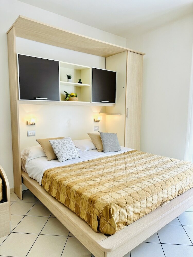 Фото Hotel Christian