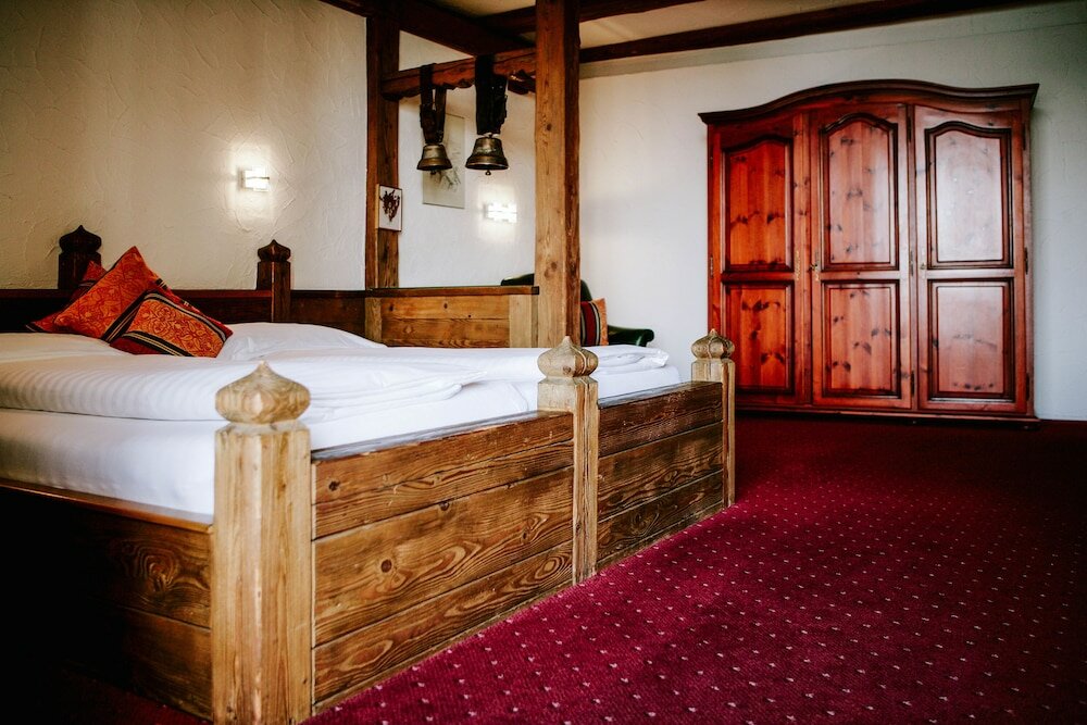 Фото Murtenhof & Krone