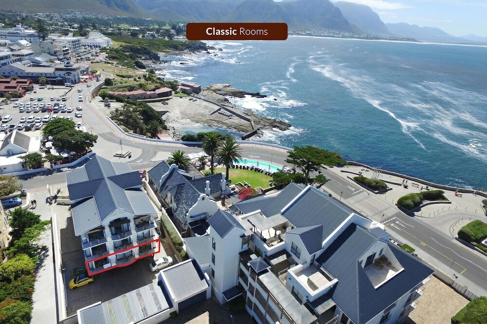 Фото Harbour House Hotel