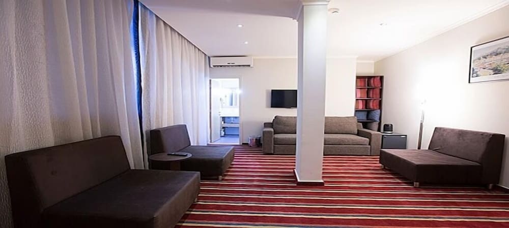 Фото The J Hotel & SPA