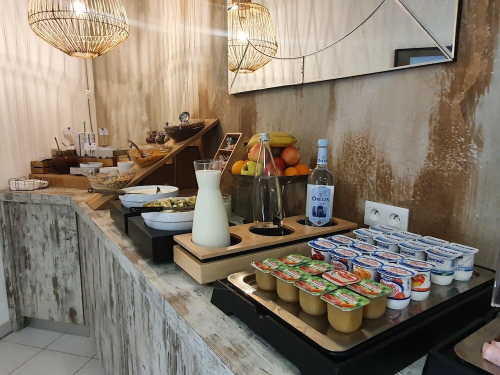 Фото Hotel Mariana