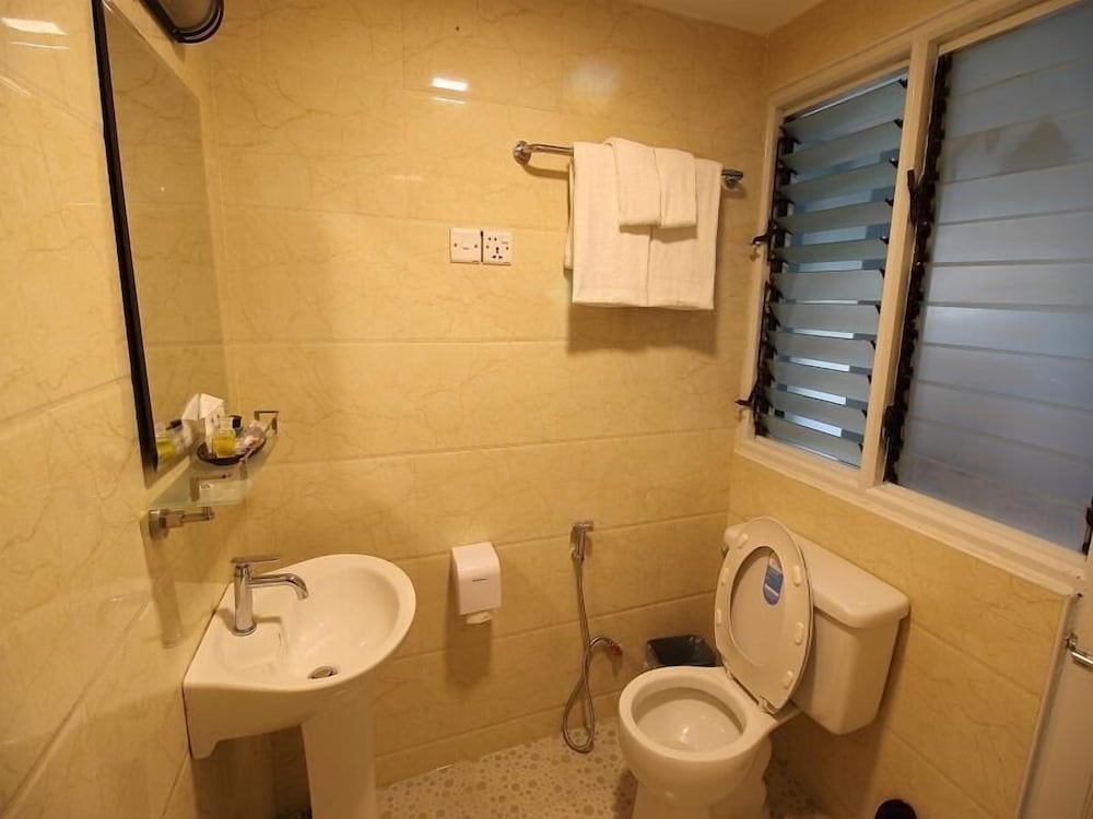 Фото Royal City Hotel