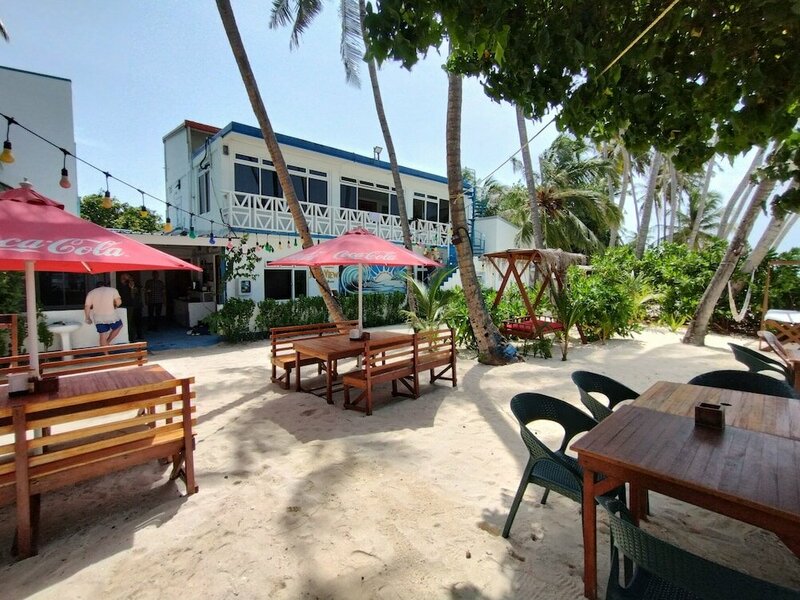Гостиница Batuta Maldives Surf View в Тулусду