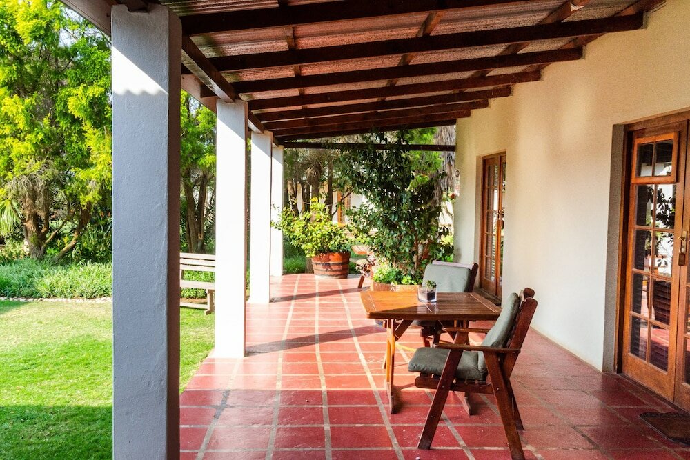 Фото Mooiplaas Guesthouse