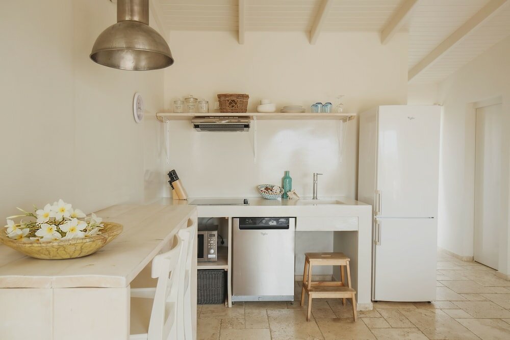 Фото Ocean Breeze Boutique Hotel & Marina