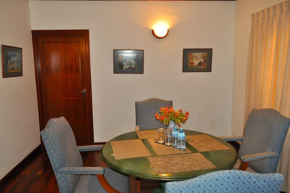 Фото Cocoon Hills