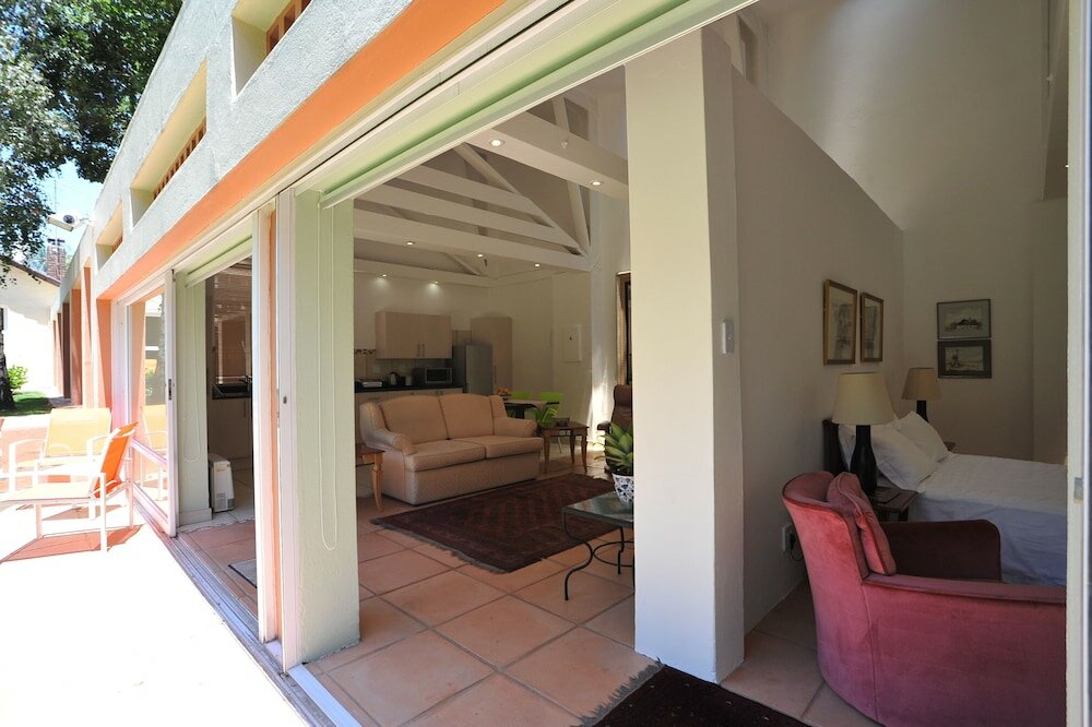 Фото Fifteen On Orange