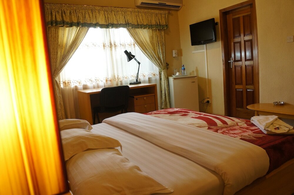 Фото Eusbett Hotel