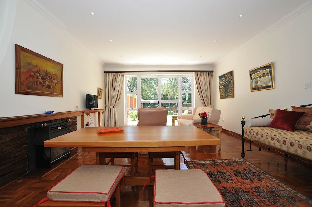 Фото Fifteen On Orange