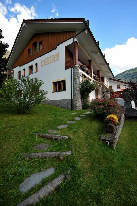 Гостиница Hotel Beau Sejour