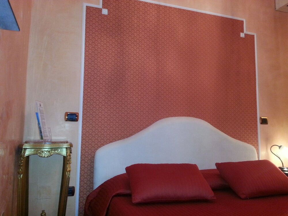 Фото B&b Vescovo Pitirro e Residenza Crocetta