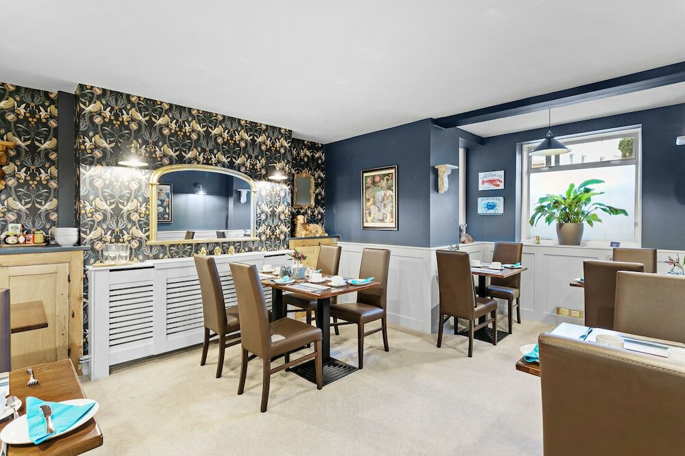 Фото Sandway House