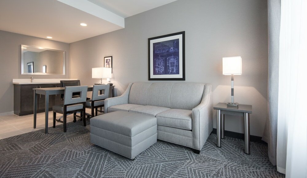 Фото Embassy Suites Kansas City/Olathe