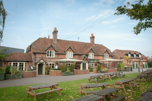 Гостиница Swan, Thatcham by Marston’s Inns