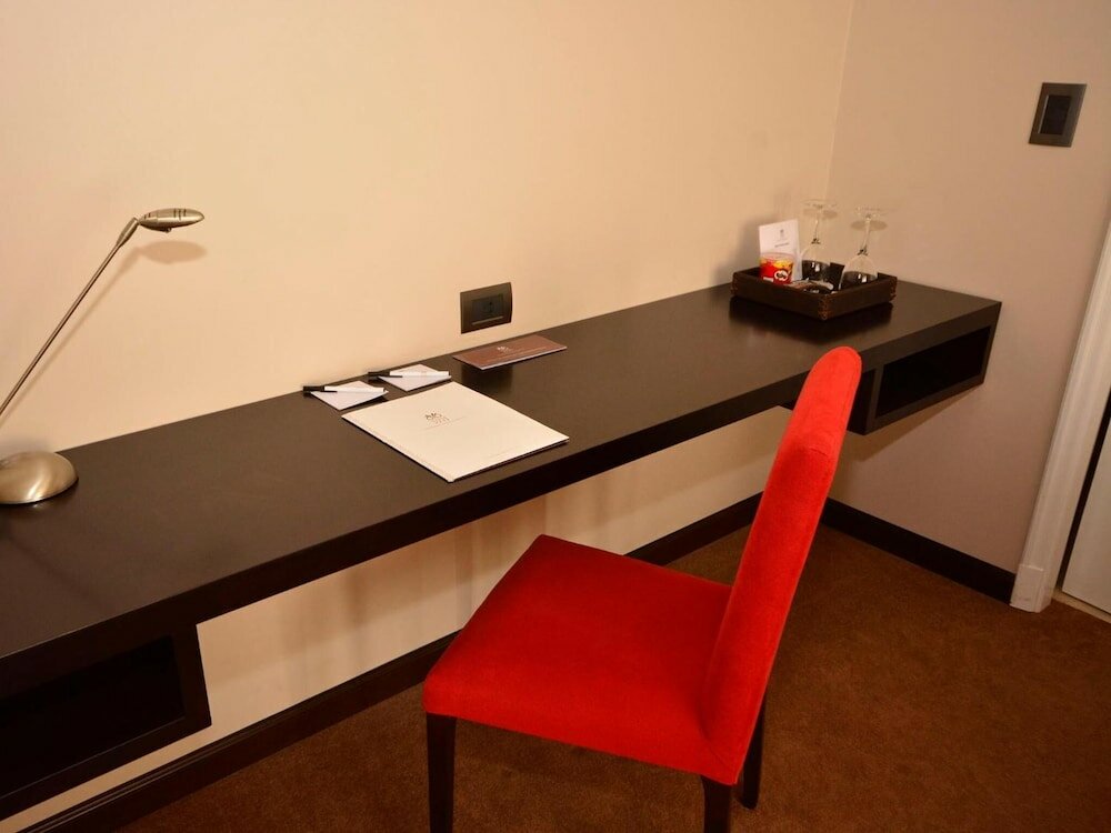 Фото Neuquen Tower Hotel