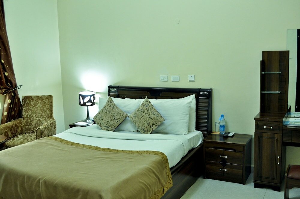 Фото Aes Luxury Apartments