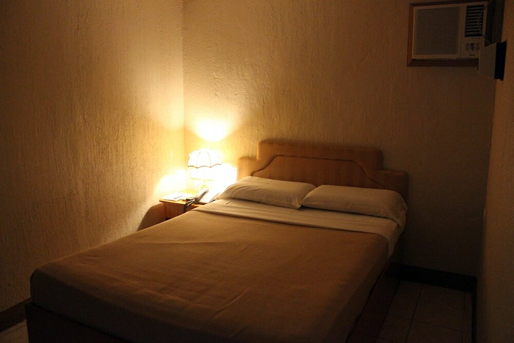 Фото Elegant Circle Inn