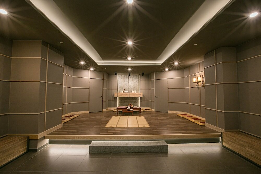 Фото Busan Tourist Hotel